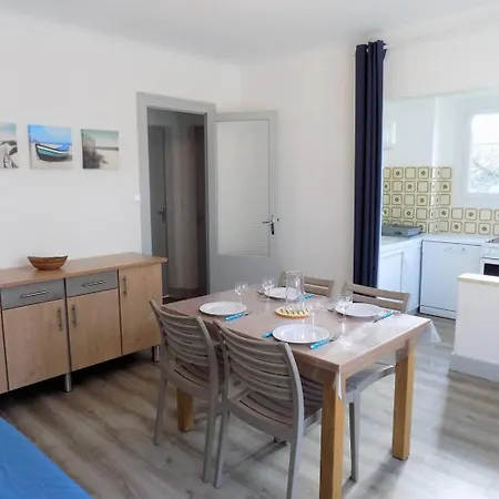 - 1er Etage Droit - 90m De La Apartman