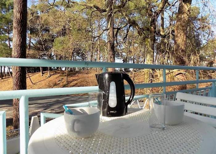 - 1er Etage Droit - 90m De La *