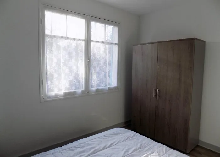 - 1er Etage Droit - 90m De La Ronce-les-Bains