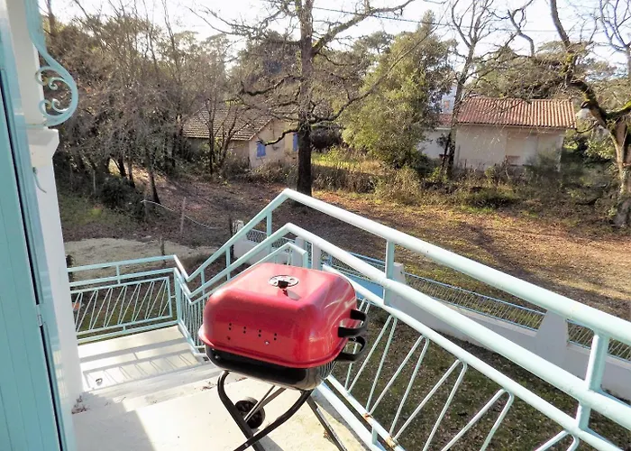 Apartment - 1er Etage Droit - 90m De La *